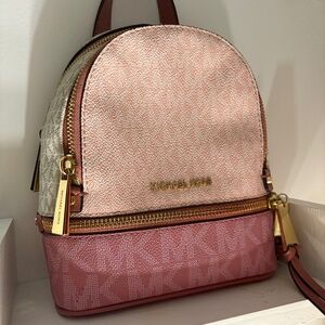 Mini Michael kors back pack